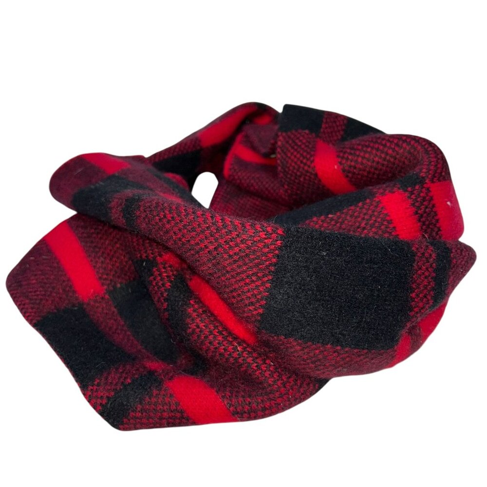 madison 88 HOLIDAY red black buffalo check print scarf shawl